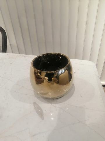 Golden Pots