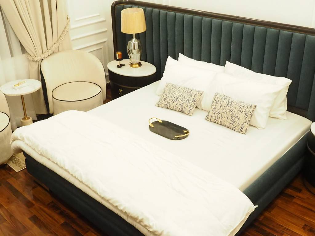 Fabric Bed with Sheesham wood Borders with Side Tables and Dresser